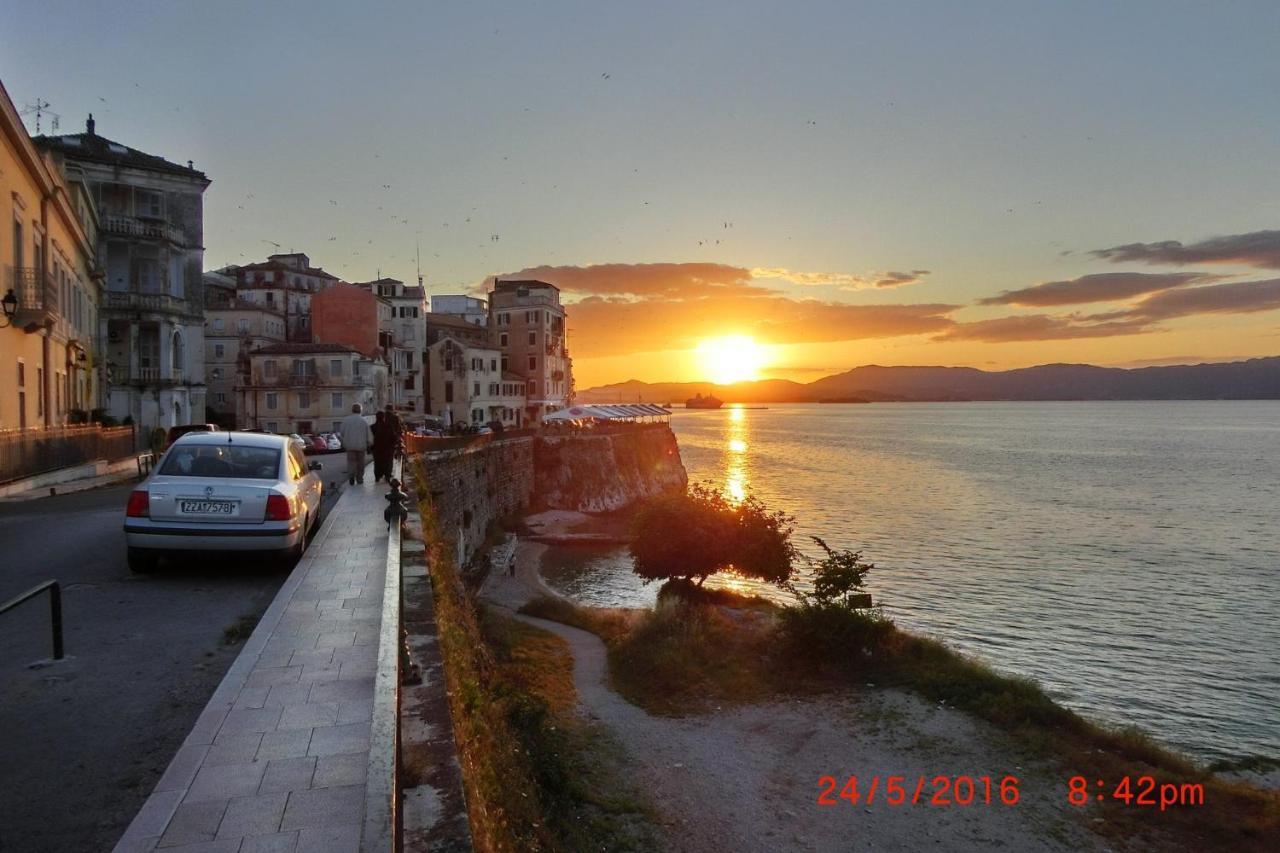 Ami'S House Only For Women Dormer Corfu  Esterno foto